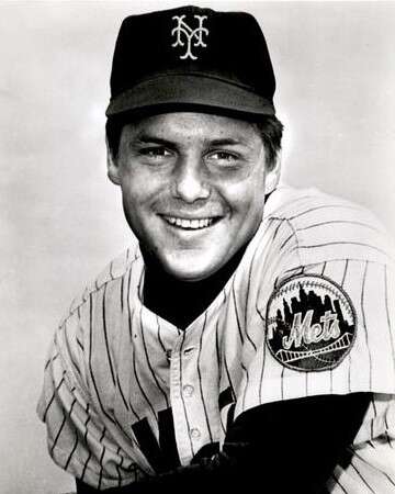 Tom Seaver Achieves Milestone in MLB History