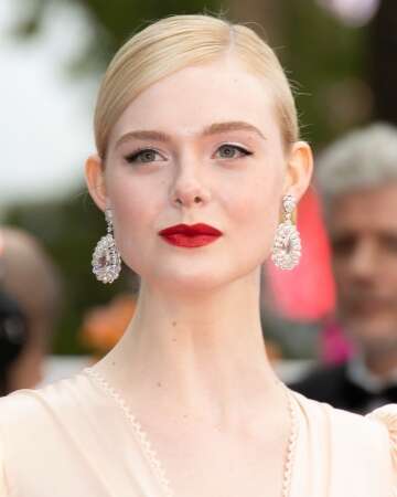 Celebrating Elle Fanning: A Rising Star of American Cinema