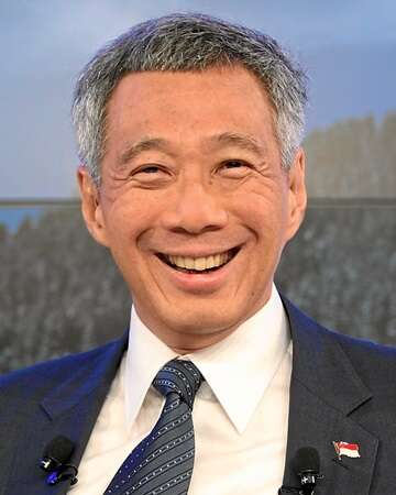 Lee Hsien Loong Becomes Prime Minister of Singapore