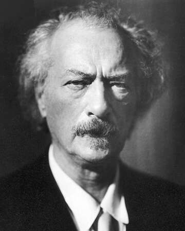 The Premiere of Manru: Ignacy Jan Paderewski's Opera