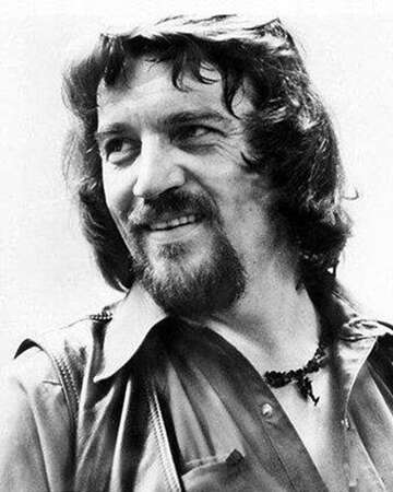 The Legendary Waylon Jennings: An Icon of Outlaw Country