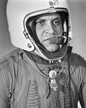 The U-2 Incident: Russia Shoots Down Francis Gary Powers' Spy Plane