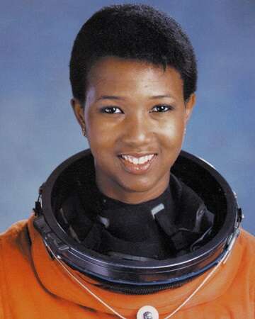 First Real Astronaut on Star Trek: Mae Jemison's Appearance