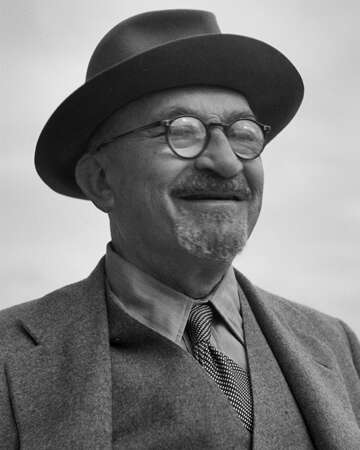 The Birth of Chaim Weizmann: A Visionary Leader