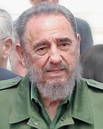 Fidel Castro Proclaims the 1959 Cuban Constitution