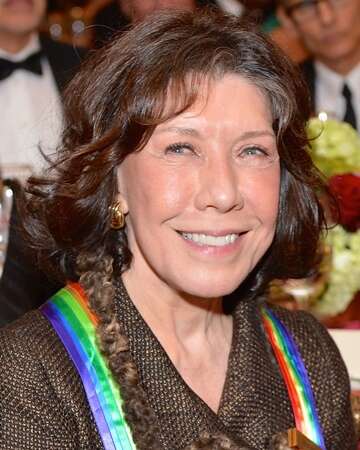 Lily Tomlin's Historic Tony Award Win in 1977