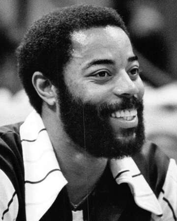 Celebrating the Legendary Walt Frazier on His Birthday