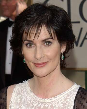 Enya Receives Honorary Doctorate in 2007