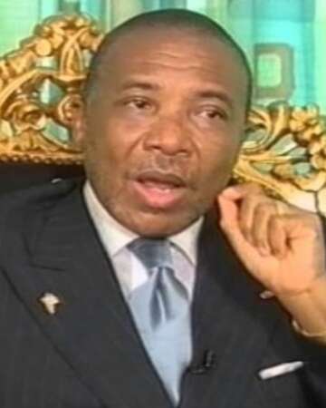 Charles Taylor Resigns as President of Liberia - 1994